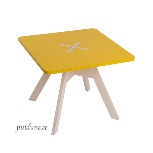 Puidust kandiline lastelaud kollane.png