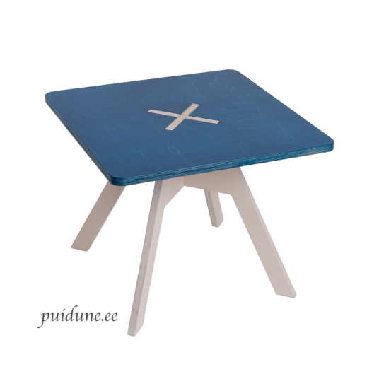 Puidust kandiline lastelaud sinin.png
